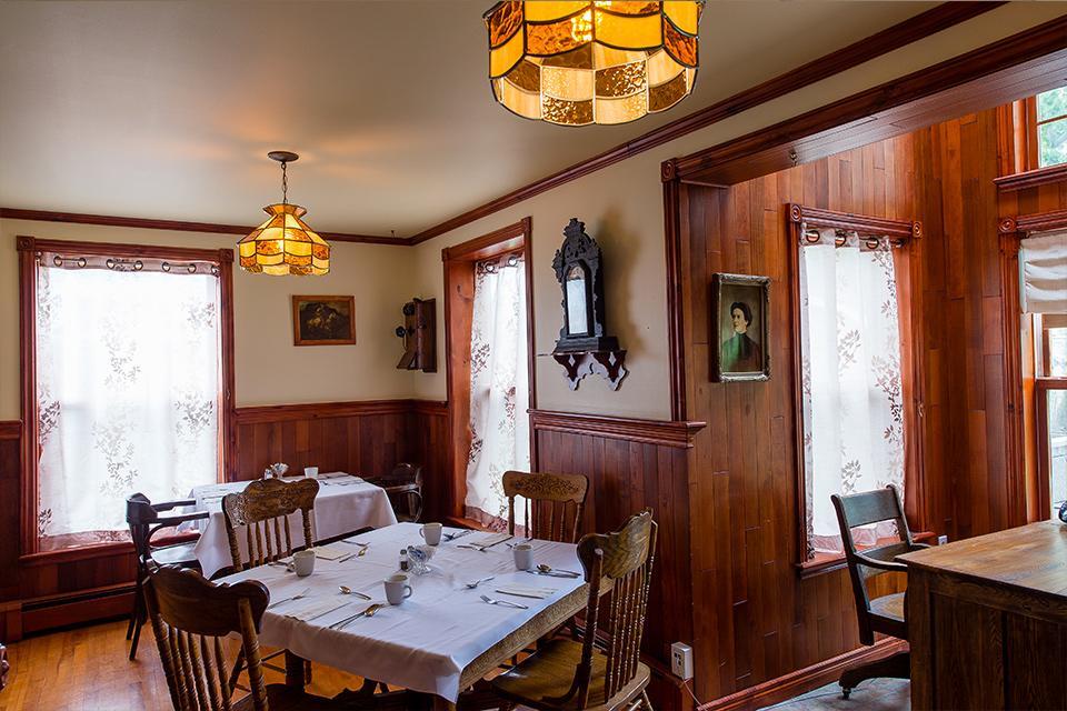 Auberge Mr James Rivière-du-Loup Exteriör bild